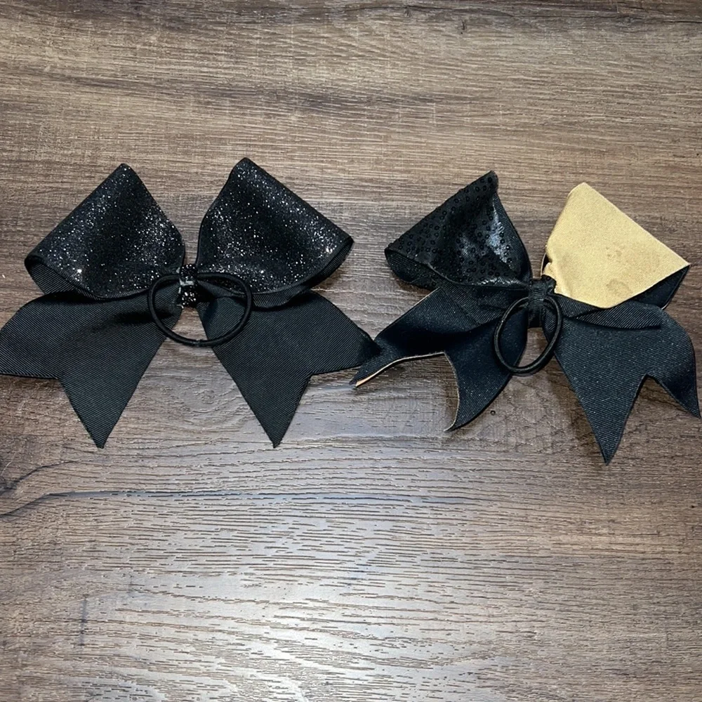 Brand new! Flyer Cheerleading Bows